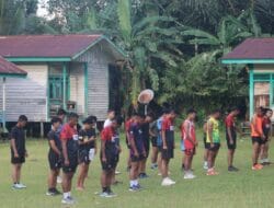 Meski Berpuasa, Anggota Satgas TMMD Wiltas Ke-127 Tetap Semangat Laksanakan Senam Pagi