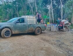 Pantang Kendur di Bulan Ramadhan, Anggota Satgas TMMD Kebut Pengerjaan Semenisasi Jalan