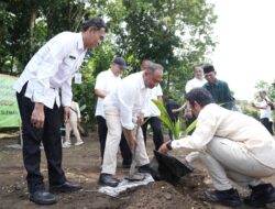 Kunjungi Sleman, Ketua Komisi IV DPR RI Dukung Peningkatan Kesejahteraan Petani di Sleman