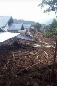 Gerindra Bolmong Salurkan Bantuan untuk Korban Banjir Bandang Solimandungan II, Hardjono: Partai Harus Hadir Saat Rakyat Tertimpa Musibah