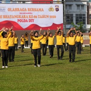 Sambut Hari Bhayangkara ke-80, Polda DIY Gelar Olahraga Bersama Jaga Kebugaran dan Kekompakan Personel