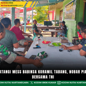 Warga Datangi Mess Babinsa Koramil Tabang, Nobar Piala Dunia Bersama TNI