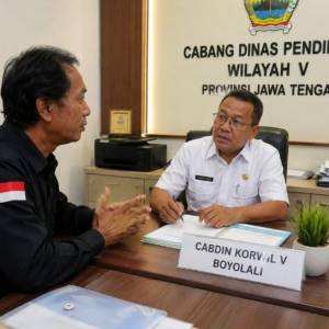 IJAZAH DIDUGA DITAHAN SMK SWASTA DI KLATEN, LIN DIY TURUN TANGAN — TEMUI CABDIN KORWIL V