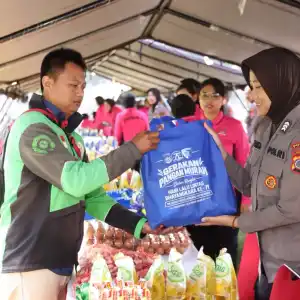 Sambut HUT Lalu Lintas ke-71, Polda DIY Kembali Gelar Gerakan Pasar Murah untuk Masyarakat