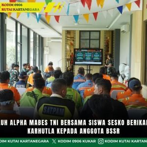 Tim Penyuluh Alpha Mabes TNI Bersama Siswa Sesko Berikan Wawasan Karhutla kepada Anggota BSSR
